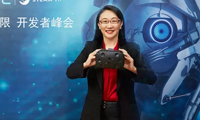HTC首款VR Vive正式出貨 部分用戶還將獲王雪紅簽名版