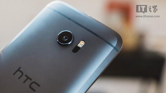 HTC 10京東預(yù)訂量破40 羅永浩:向臺灣同行致敬