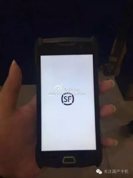順豐也出手機了！超厚耐摔可當(dāng)板磚使