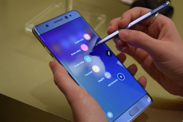 Note 7爆炸門發(fā)酵：印度、美國(guó)也“禁飛”