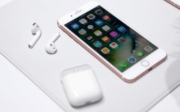 蘋(píng)果零售店10月8日將大量供應(yīng)iPhone 7