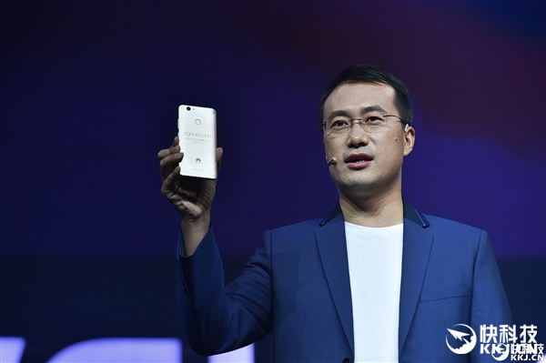 銷量收入暴增！2016華為第1億臺手機下線背后：中國第一