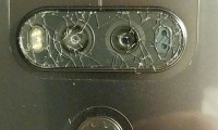 LG質(zhì)量門：LG新機V20攝像頭玻璃自爆 老外吐槽