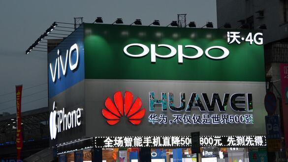 華為出貨量全球第三不料后院起火，OPPO首成國內(nèi)第一