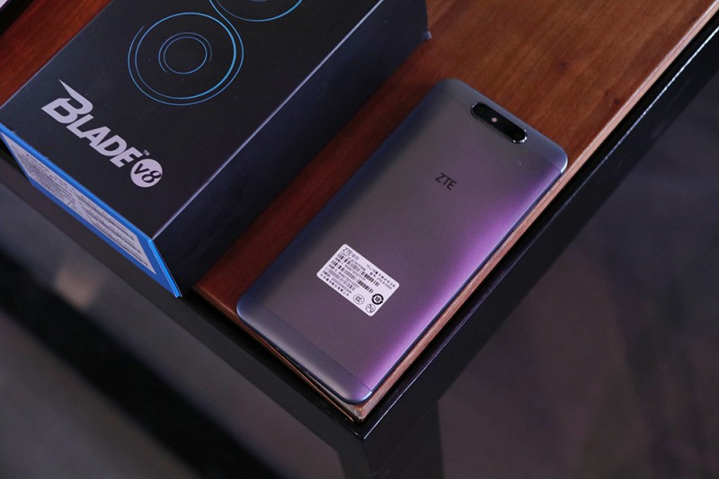 中興Blade V8發(fā)布：主打雙攝，售價(jià)1499元