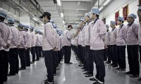 紐約畢業(yè)生臥底蘋果代工廠 揭秘iPhone制造工人生活