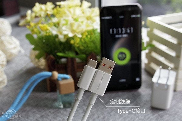 為何iPhone至今沒(méi)有快充？都是lightning惹的禍