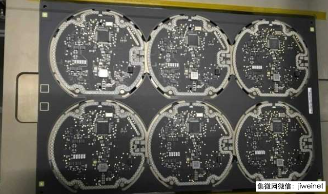 iPhone8無線充電確認(rèn)兼容Qi，國內(nèi)廠商如何迎戰(zhàn)蘋果紅利？