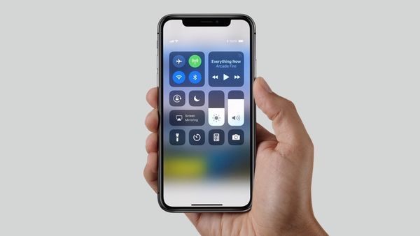 iPhone X供應量加大:富士康縮短交貨時間