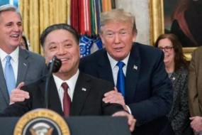 博通強(qiáng)娶高通幕后推手：華裔并購(gòu)狂人和他的中國(guó)友軍