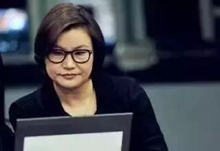 “她的工廠一旦停工，全球手機都得斷貨”，她是中國女首富，身價 500 億！
