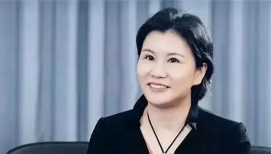 “她的工廠一旦停工，全球手機都得斷貨”，她是中國女首富，身價 500 億！