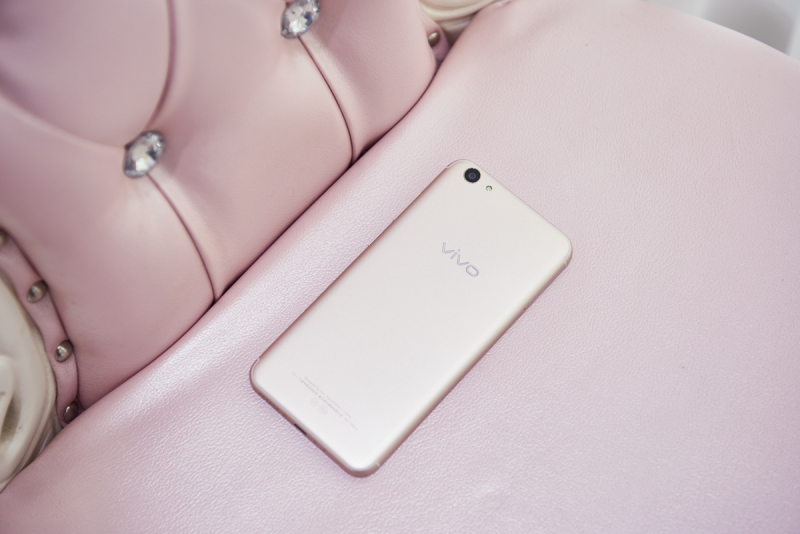 給年輕人“刷臉”新體驗(yàn)！vivo Y66i 強(qiáng)勢登場