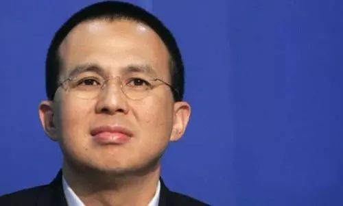香港“殖民地思維”令李嘉誠(chéng)慘失2000億，出路何在？