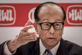香港“殖民地思維”令李嘉誠慘失2000億，出路何在？