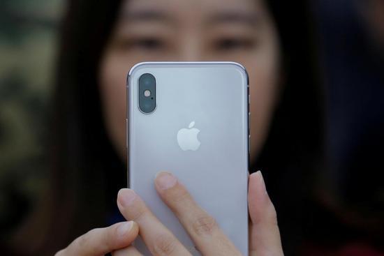蘋果砍掉iPhone X 40%訂單？供應(yīng)商稱未收到通知