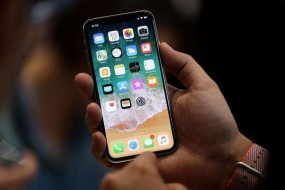 iPhone X明年首季砍單40%不真實(shí)，明年海外市場(chǎng)與全面屏推動(dòng)產(chǎn)業(yè)增長(zhǎng)