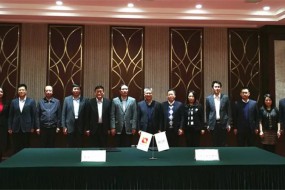 京東方與國(guó)開(kāi)行簽訂千億合作協(xié)議 加快綿陽(yáng)6代柔性AMOLED線、武漢10.5代TFT-LCD線進(jìn)程