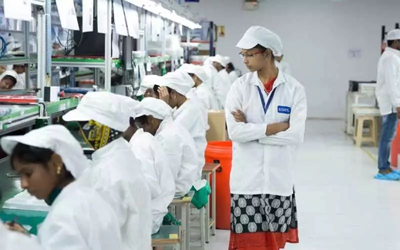  破三星地位，逼蘋果建廠，小米憑什么橫掃印度？