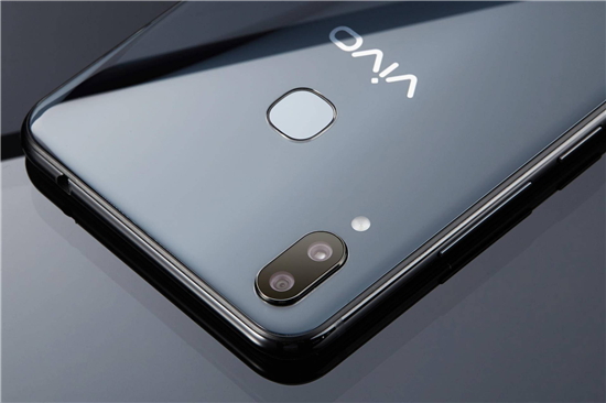 vivo X21i拍照評(píng)測(cè) 2400萬(wàn)自拍+AI人工智能帶來(lái)拍照新體驗(yàn)