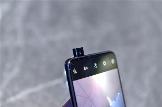 享受零界全視野 vivo NEX終結全面屏劉海時代