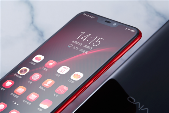 vivo Y81s首發(fā)圖賞：全屏視野暢玩不停，引領(lǐng)千元機(jī)新潮流