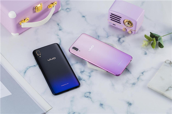vivo Y97真機圖賞:最具性價比的水滴屏新機