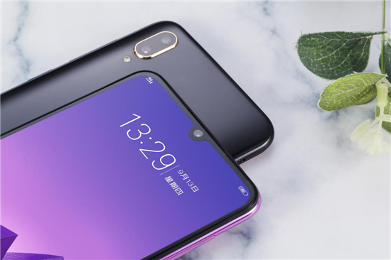 vivo Y97真機圖賞:最具性價比的水滴屏新機
