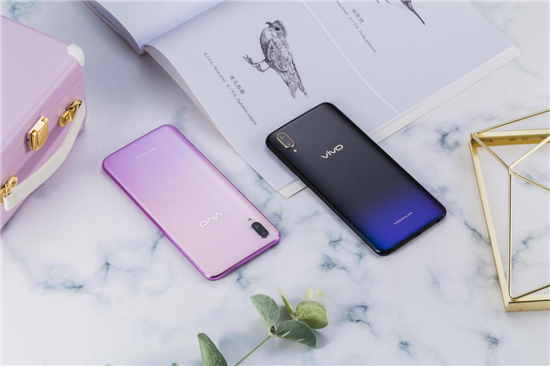 vivo Y97真機圖賞:最具性價比的水滴屏新機