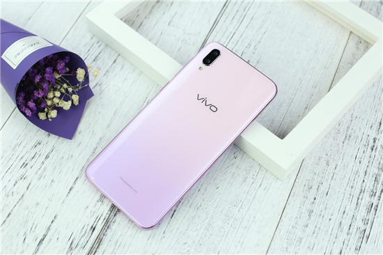vivo Y97全面測(cè)評(píng)：AI無(wú)處不在，詮釋中端機(jī)型新體驗(yàn)