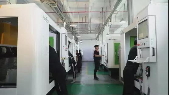 全球金屬拋光研磨行業(yè)領(lǐng)導(dǎo)者，春草研磨讓智能手機更出彩