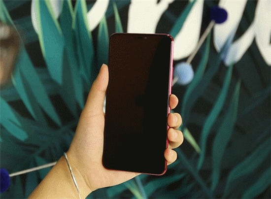 vivo Z1青春版初體驗(yàn)：從日常到娛樂(lè)，帶來(lái)意想不到的AI新體驗(yàn)