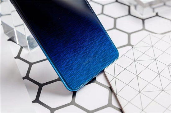vivo X23幻彩版璀璨首發(fā)，一舉奪得天貓京東銷量雙冠軍