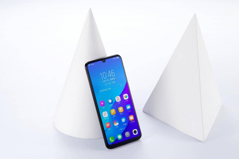 憑強(qiáng)勁性能笑傲江湖，vivo Z3雙十二再送福利