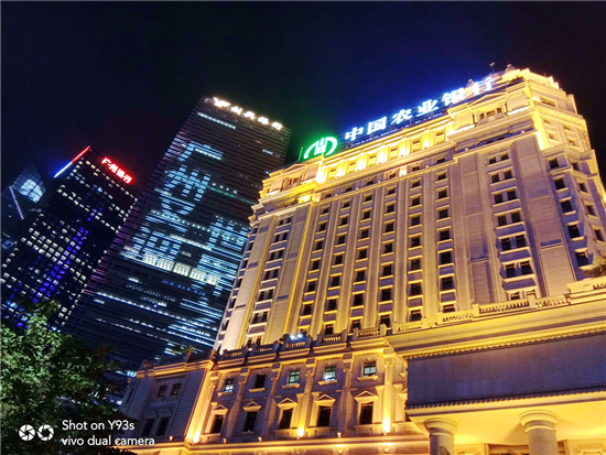 vivo Y93s拍照實(shí)測(cè)：AI加持，高顏值千元拍照利器