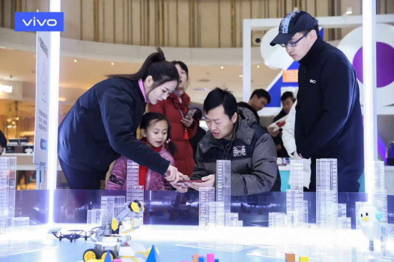vivo全新智慧旗艦店盛大開業(yè)！8大城市震撼登陸