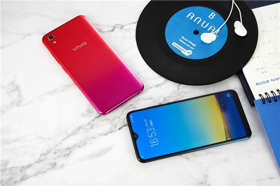 vivo Y91真機(jī)賞析：越級(jí)品質(zhì)，第一眼就有心動(dòng)感