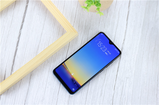 vivo Y91上手體驗：潮流外觀+暢快性能，不愧千元新寵