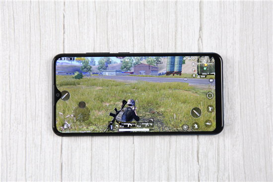 vivo Y91上手體驗：潮流外觀+暢快性能，不愧千元新寵