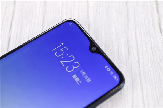 vivo Y91上手體驗：潮流外觀+暢快性能，不愧千元新寵