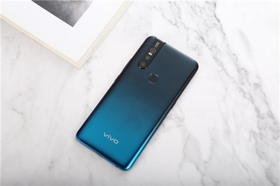 全新vivo S1上手：時(shí)尚、實(shí)力完美邂逅，體驗(yàn)超預(yù)期