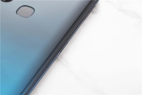 全新vivo S1上手：時(shí)尚、實(shí)力完美邂逅，體驗(yàn)超預(yù)期