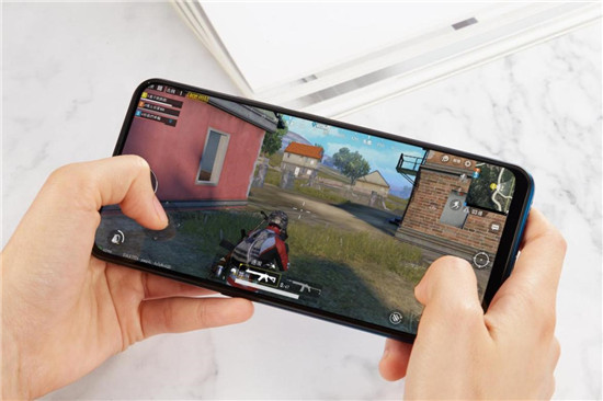 全新vivo S1上手：時(shí)尚、實(shí)力完美邂逅，體驗(yàn)超預(yù)期