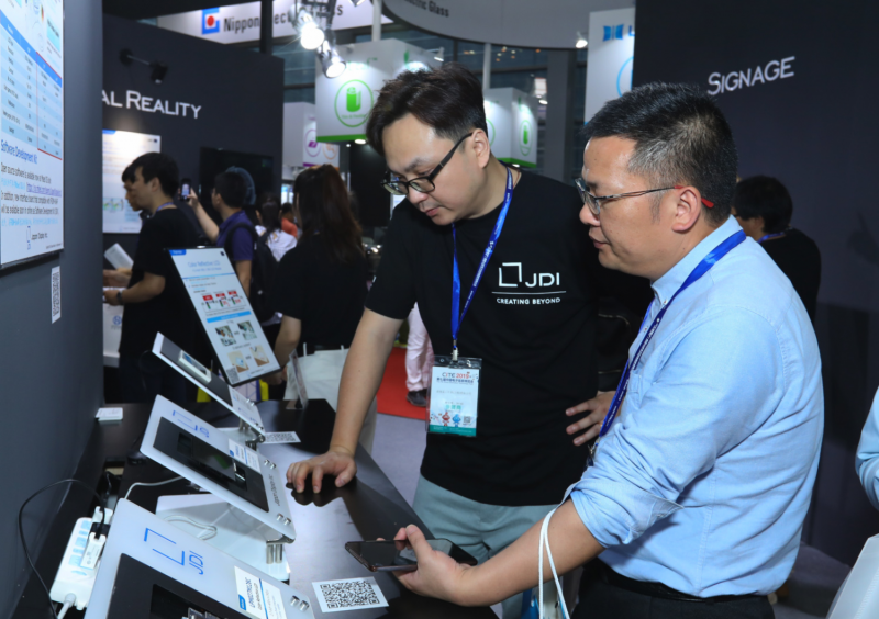 引領(lǐng)車載顯示，開(kāi)拓新興應(yīng)用，JDI攜新品亮相CITE2019