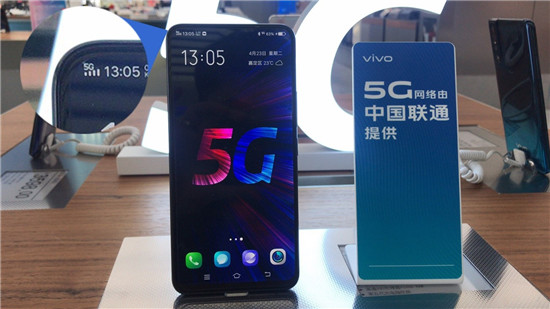 vivo首家5G體驗專區(qū)在上海揭牌，5G現(xiàn)場測速比4G快二十倍