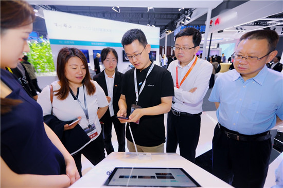 vivo三大動作協(xié)力中國聯(lián)通，共同推進5G商用進程