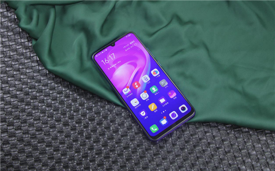 vivo Y7s續(xù)航測試：4500mAh+18W雙引擎閃充，千元機(jī)新勢力