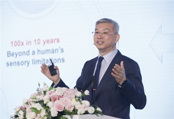 華為董事徐文偉：每年投3億美金與大學(xué)合作，金額只增不減