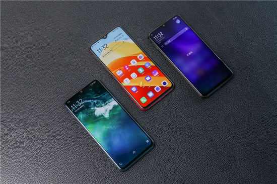 續(xù)航全新升級，vivo U3x圖賞：時尚設計一見傾心