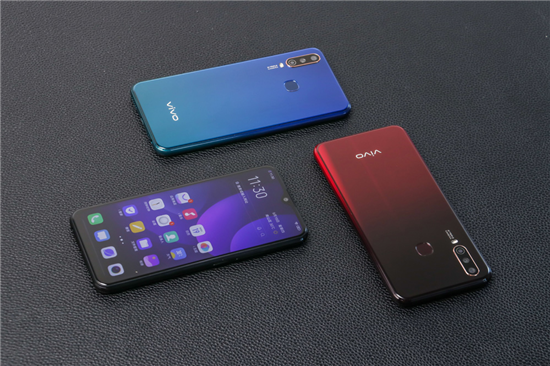 續(xù)航全新升級，vivo U3x圖賞：時尚設計一見傾心